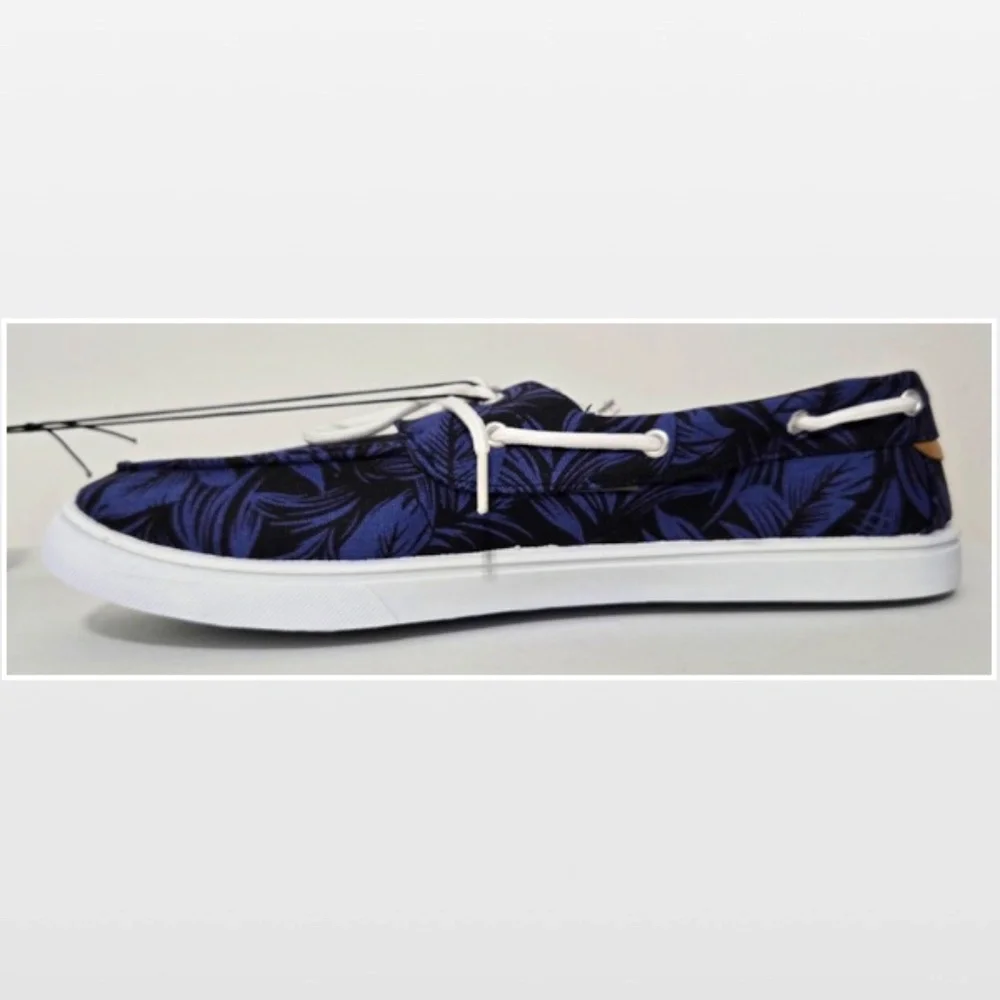 New Falls Creek Shoes Mens Size 13 Boat Black & Blue Leaf Casual Slides NWT
